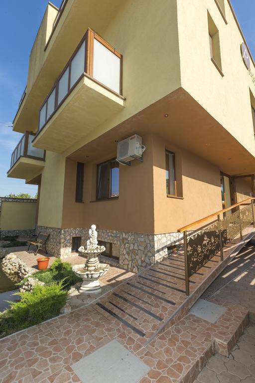 Отель Rosiem House Текиргьол Экстерьер фото